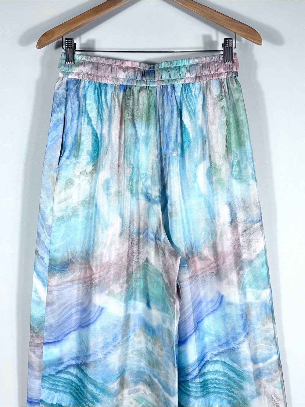 Zimmermann Illuminate Agate Print Silk Track Pants Blue US 6 NWT - Picture 14 of 17